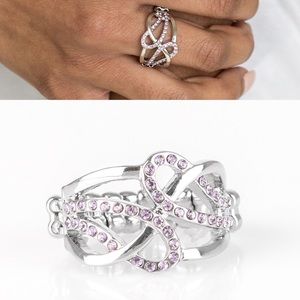 NWT PAPARAZZI Ring